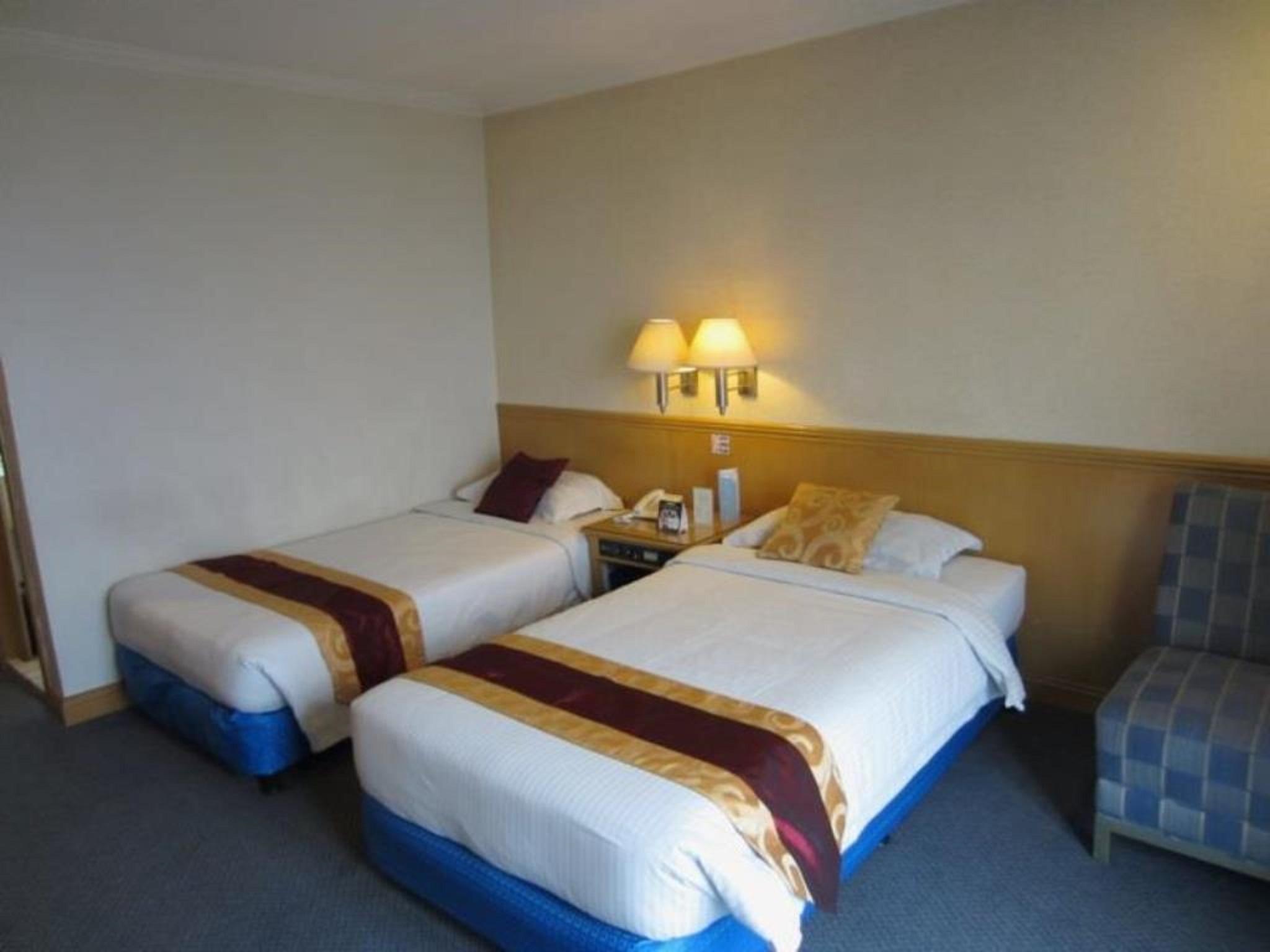 Hotel Aloha Roxas Boulevard *