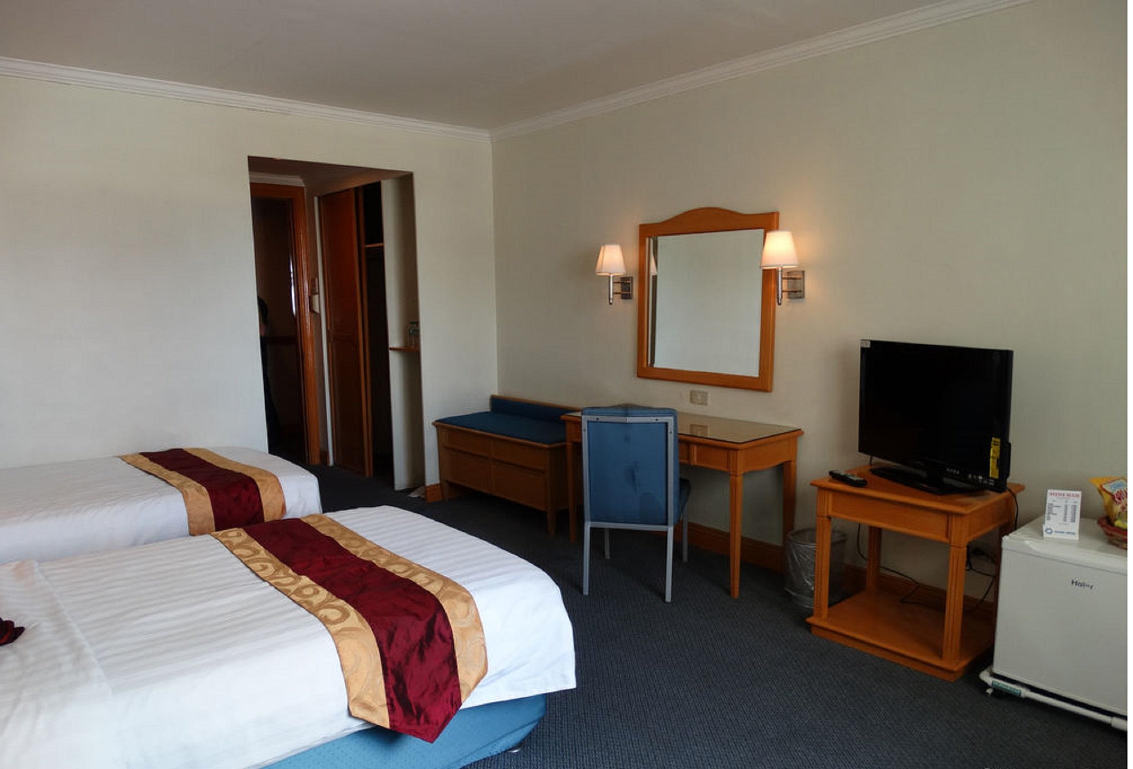 Aloha Roxas Boulevard Hotel Manila